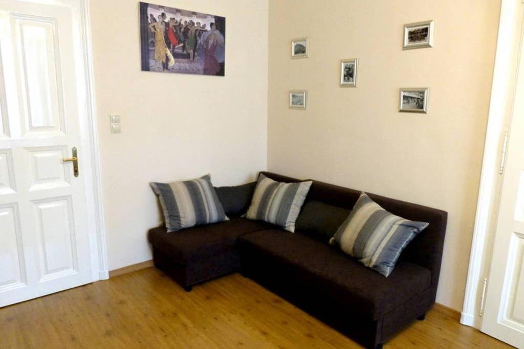 Elegant Apartment With Buda Castle View Budapest Extérieur photo
